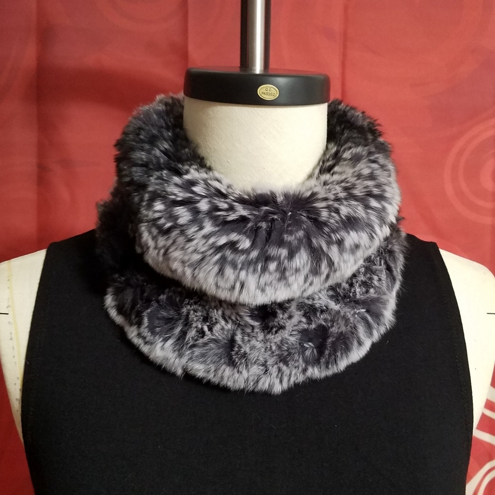 💜 NWT 💜 Tory Burch Rabbit Fur Funnel